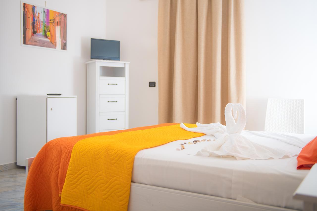 פולינאנו א מארה Hotel San Giovanni מראה חיצוני תמונה
